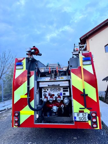 autospeciala-de-stins-incendii-Bucuresti